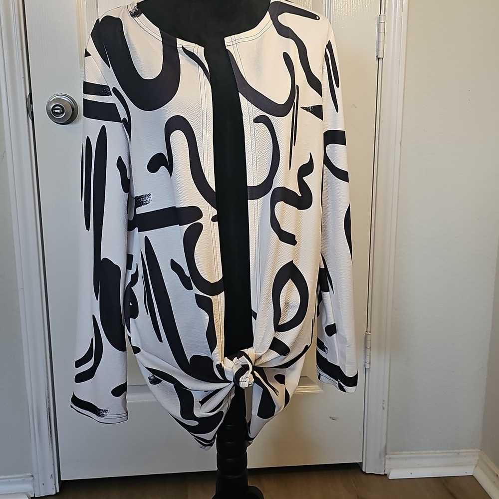 NWOT Women's Geometric Open Front Bold Lightweight Unique Long Cardigan XL